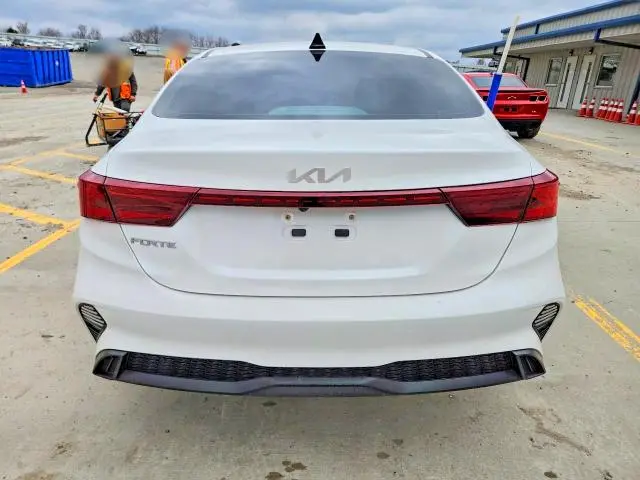 2024 KIA FORTE   