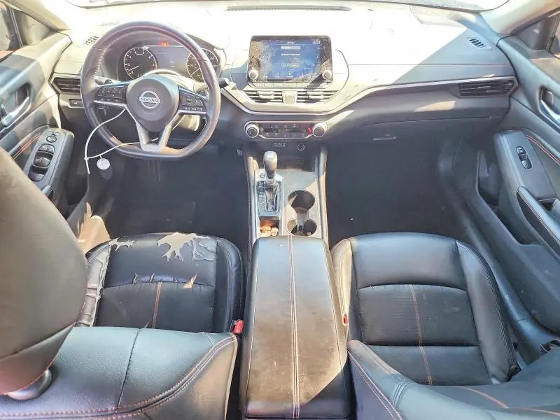 2021 NISSAN ALTIMA SR  