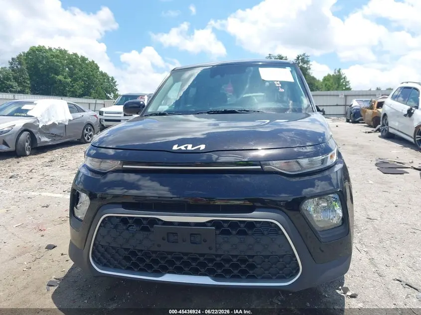 2022 KIA SOUL LX