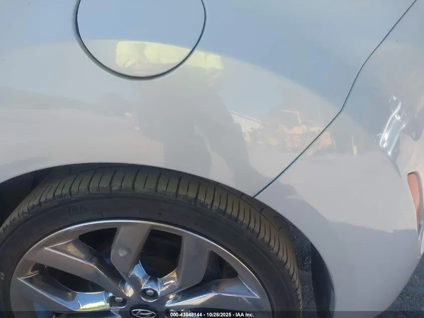 2015 HYUNDAI VELOSTER FLEX