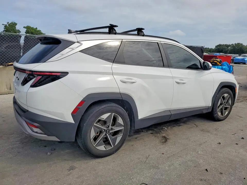 2025 HYUNDAI TUCSON SEL  
