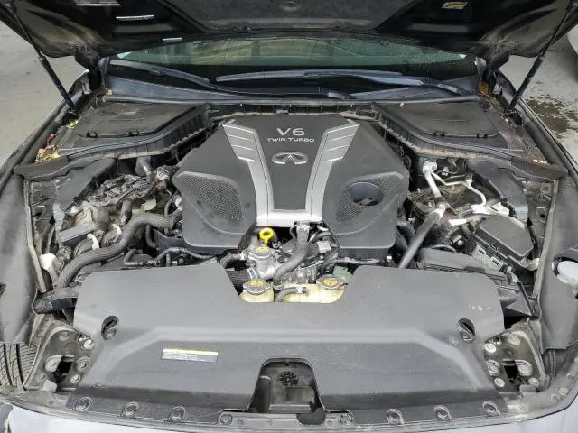 2018 INFINITI Q50 LUXE  