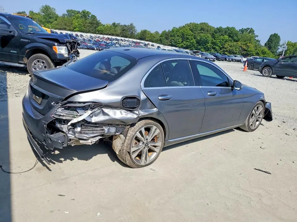 2018 MERCEDES-BENZ C 300  