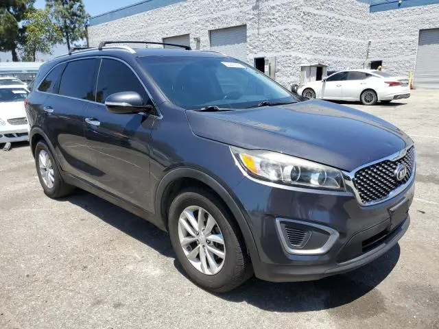 2017 KIA SORENTO LX  
