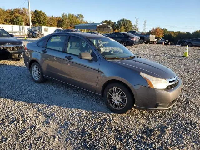 2010 FORD FOCUS SE  