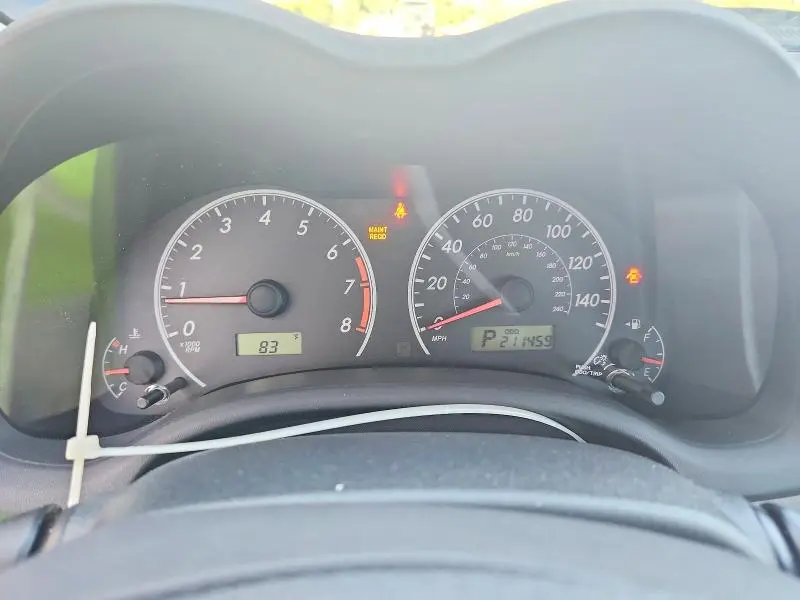 2013 TOYOTA COROLLA LE  