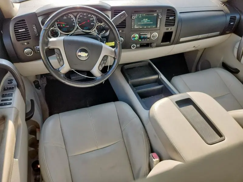 2010 CHEVROLET SILVERADO K1500 LT  