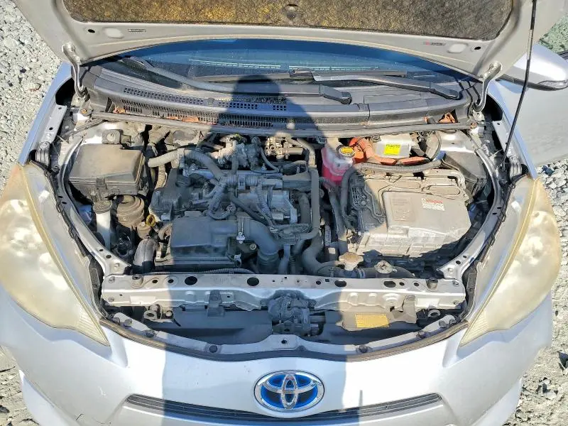 2012 TOYOTA PRIUS C   