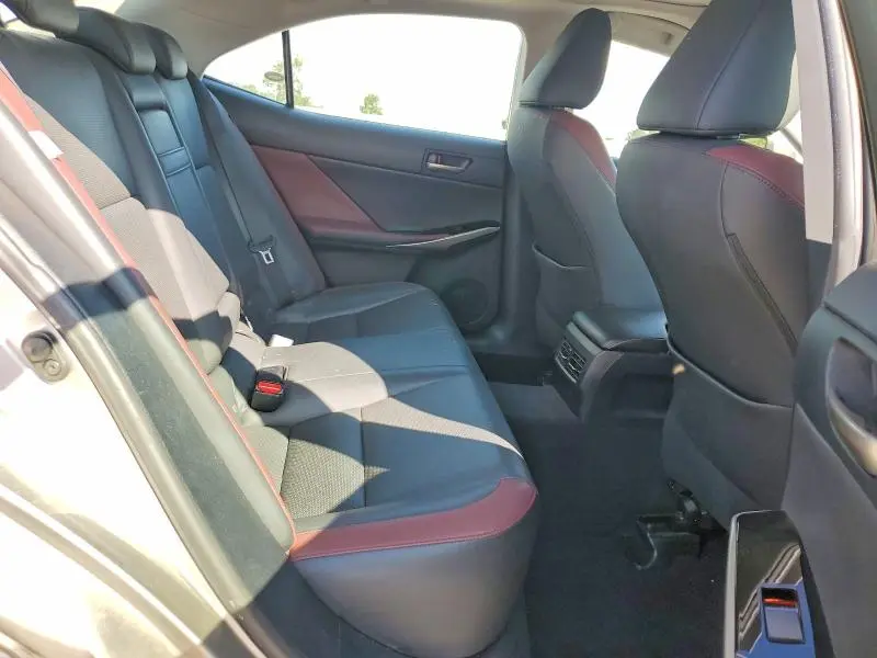 2017 LEXUS IS 200T  