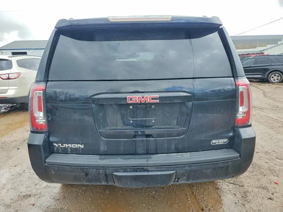 2016 GMC YUKON SLE  