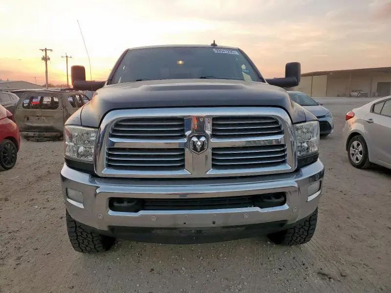 2017 RAM 2500 SLT  