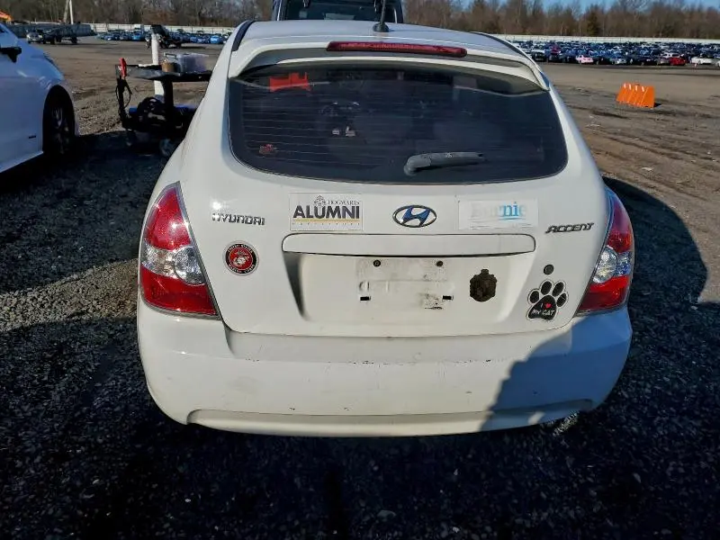 2011 HYUNDAI ACCENT GL  