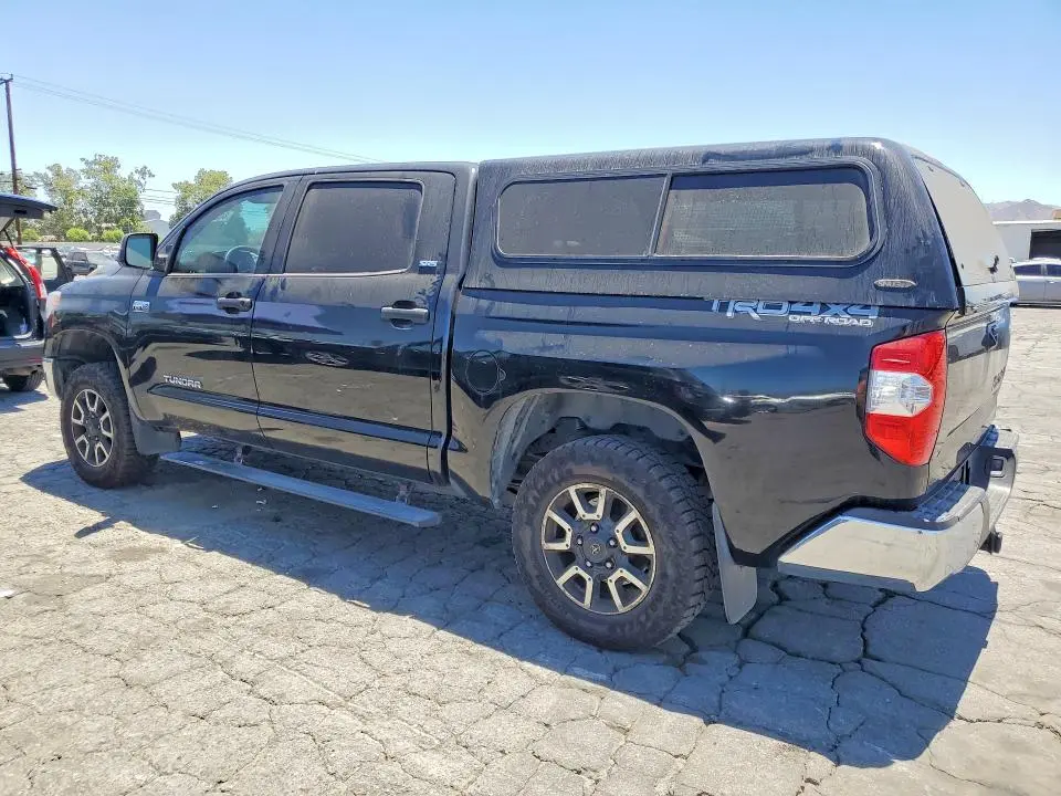 2016 TOYOTA TUNDRA SR5  