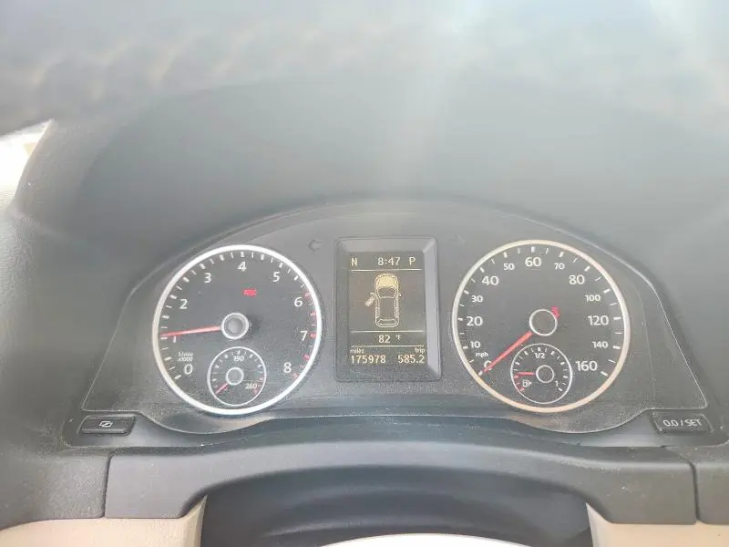 2012 VOLKSWAGEN TIGUAN S  