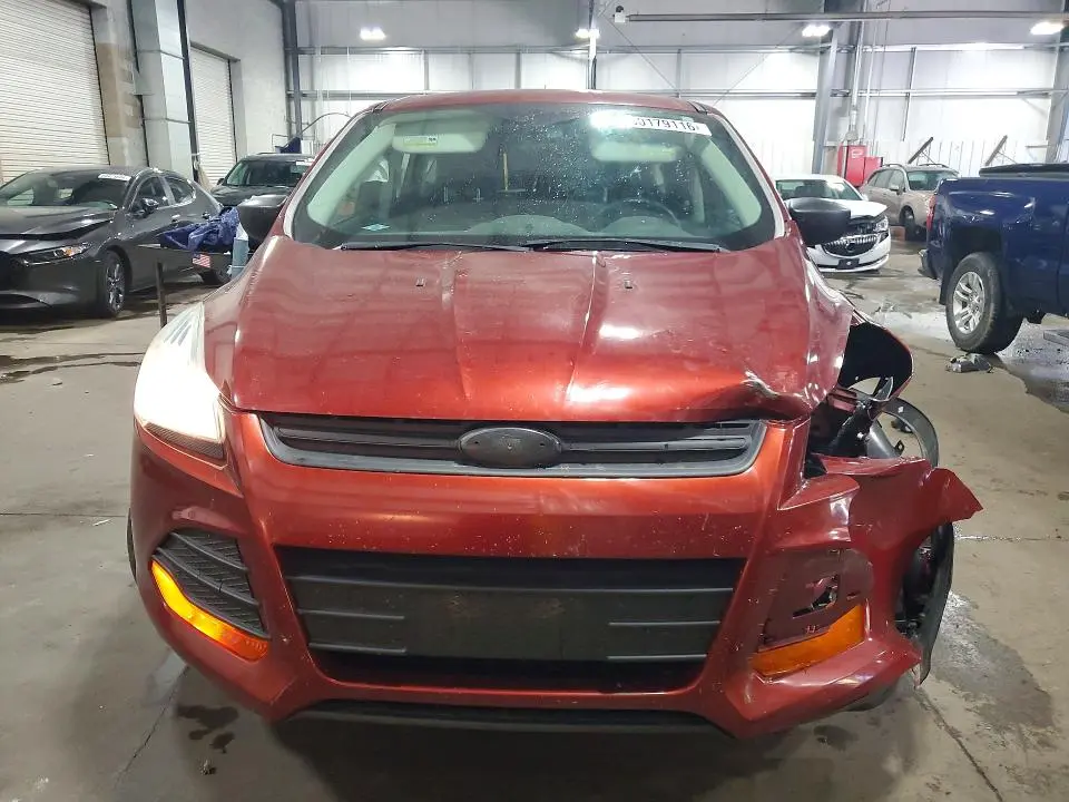 2016 FORD ESCAPE S  