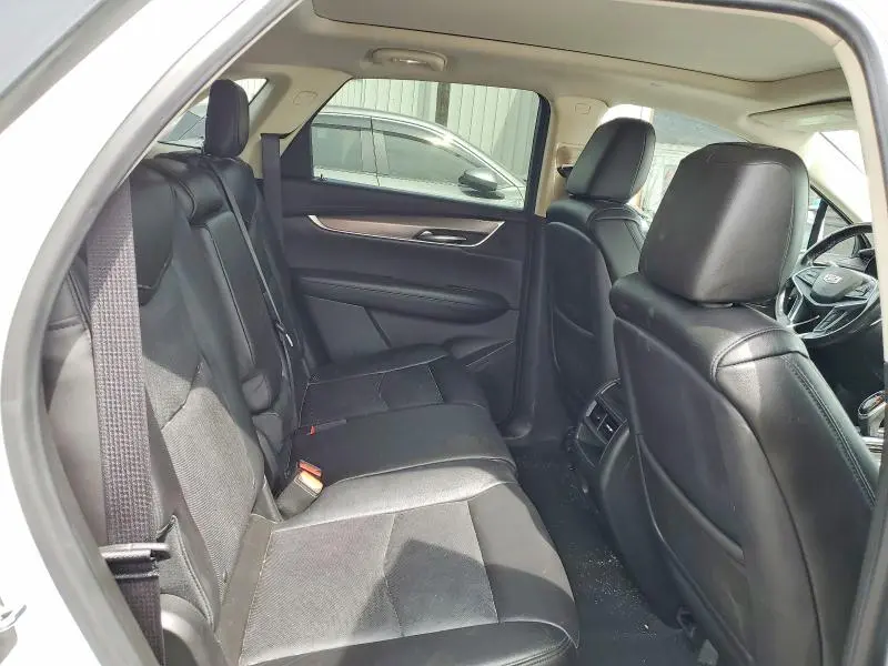 2017 CADILLAC XT5 PREMIUM LUXURY  