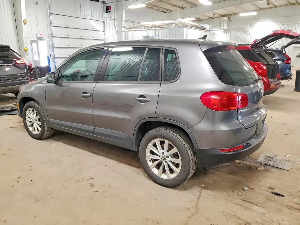 2014 VOLKSWAGEN TIGUAN S  