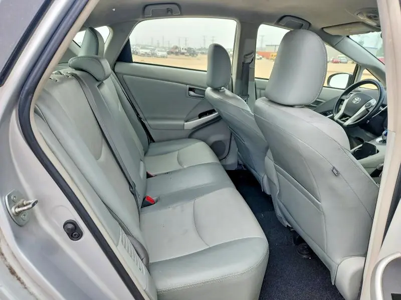 2015 TOYOTA PRIUS FOUR  