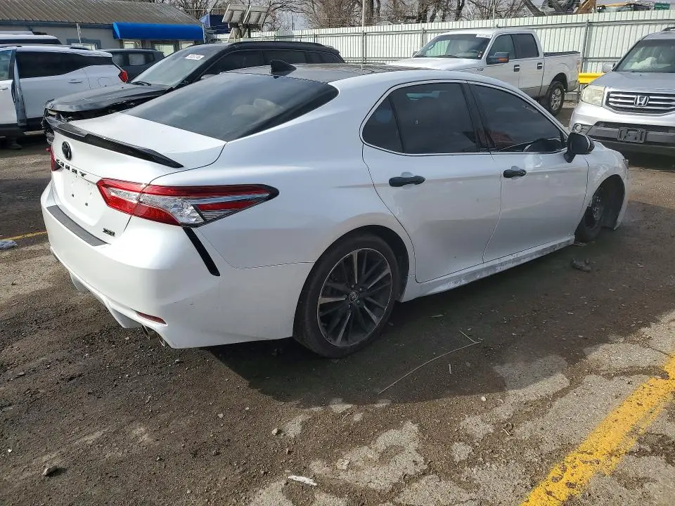 2019 TOYOTA CAMRY XSE V6  
