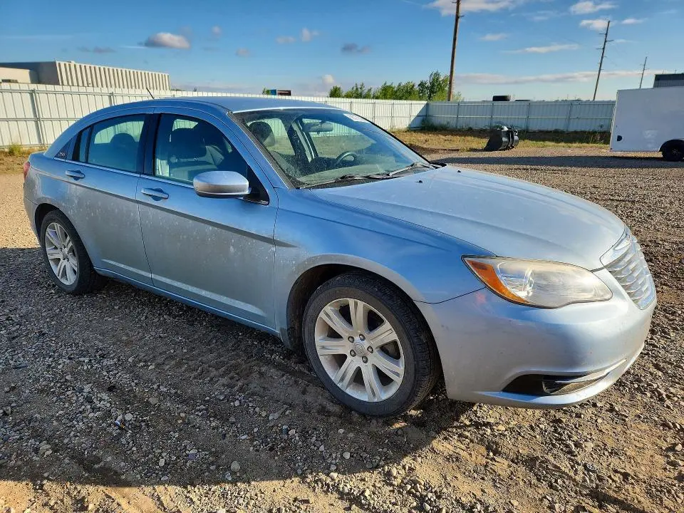 2012 CHRYSLER 200 LX  