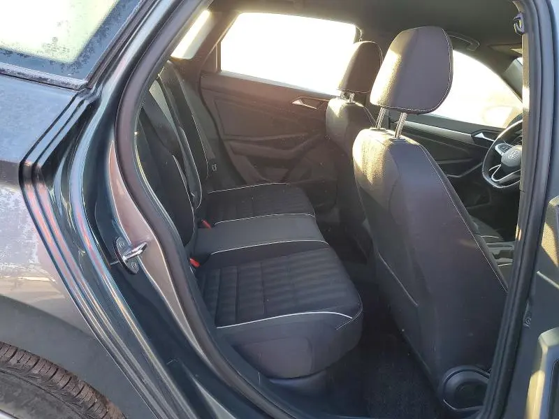 2024 VOLKSWAGEN JETTA SPORT  