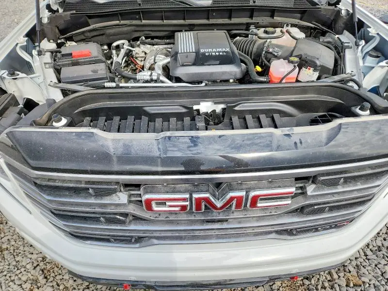 2026 GMC SIERRA K1500 AT4  