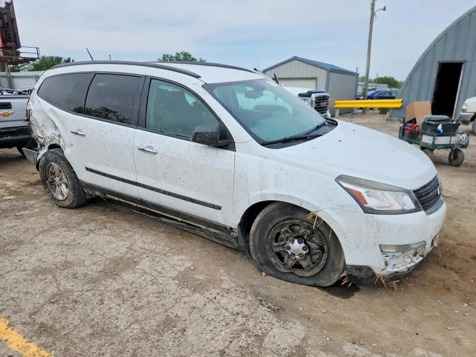2017 CHEVROLET TRAVERSE LS  
