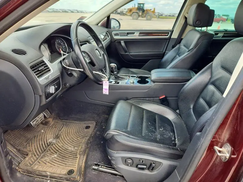 2017 VOLKSWAGEN TOUAREG EXECUTIVE  
