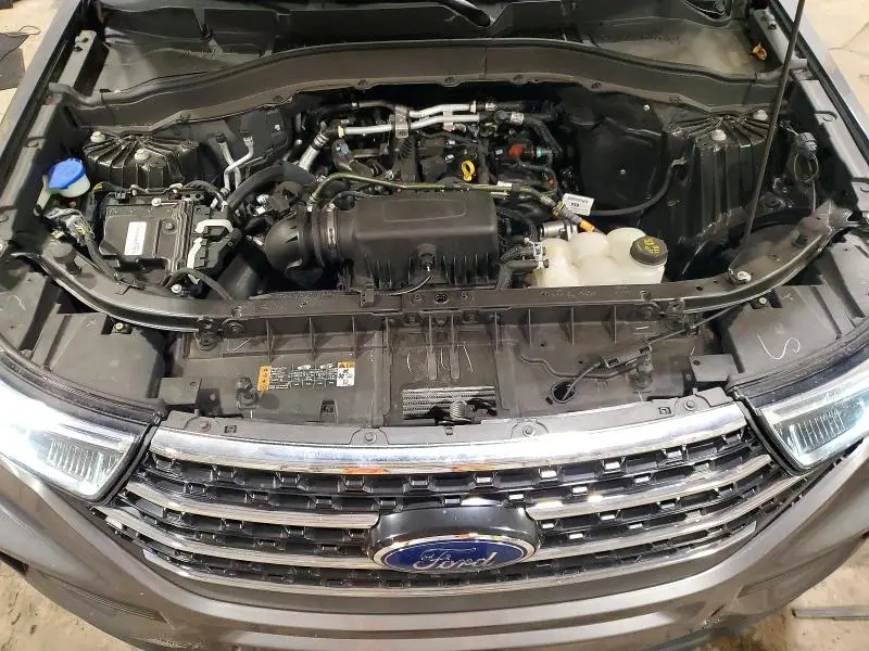 2021 FORD EXPLORER XLT  