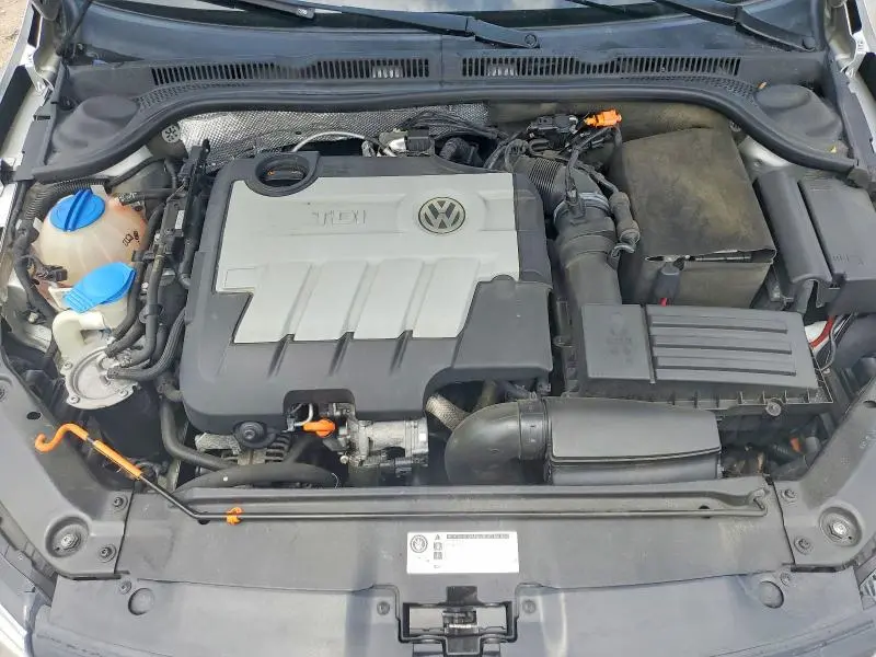 2012 VOLKSWAGEN JETTA TDI  