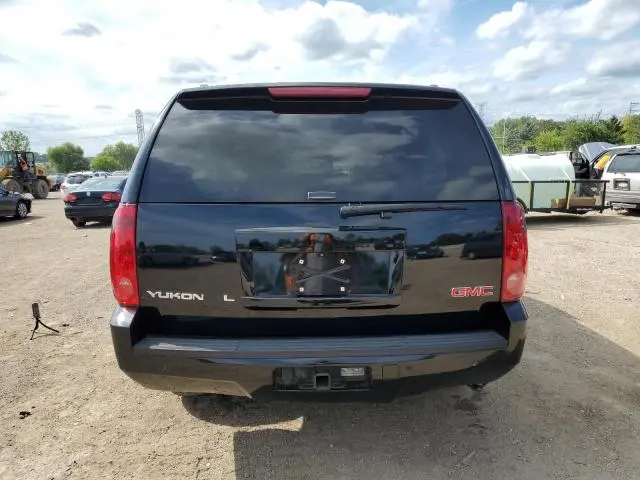 2013 GMC YUKON XL C1500 SLT  