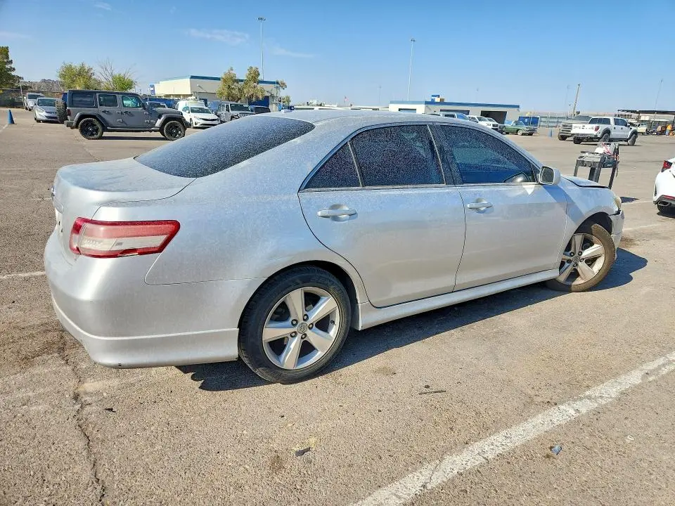 2010 TOYOTA CAMRY SE V6  