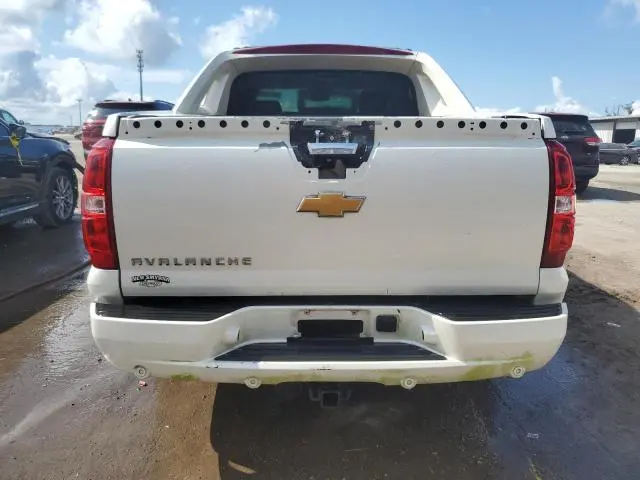 2013 CHEVROLET AVALANCHE LTZ  