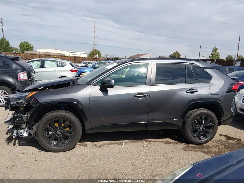2022 TOYOTA RAV4 HYBRID SE