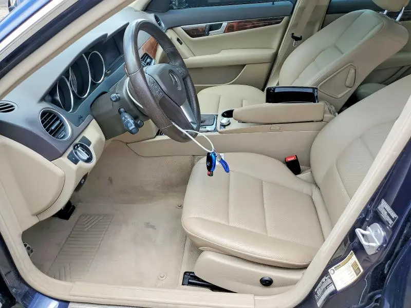 2012 MERCEDES-BENZ C 250  