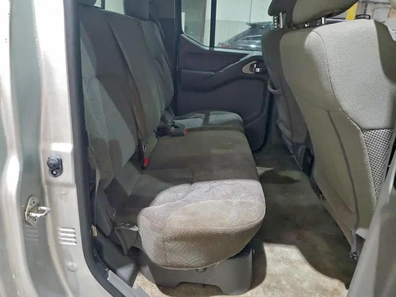 2018 NISSAN FRONTIER S  