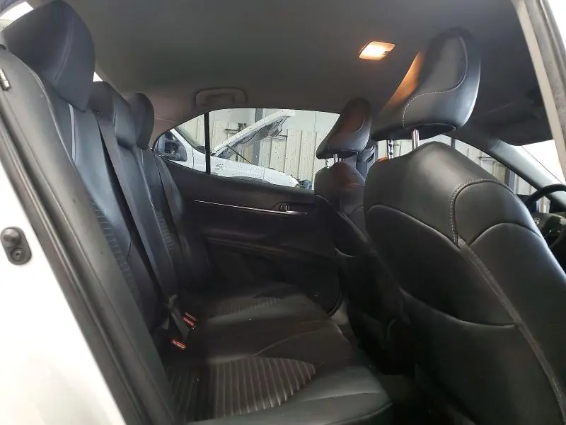 2020 TOYOTA CAMRY SE NIGHTSHADE  