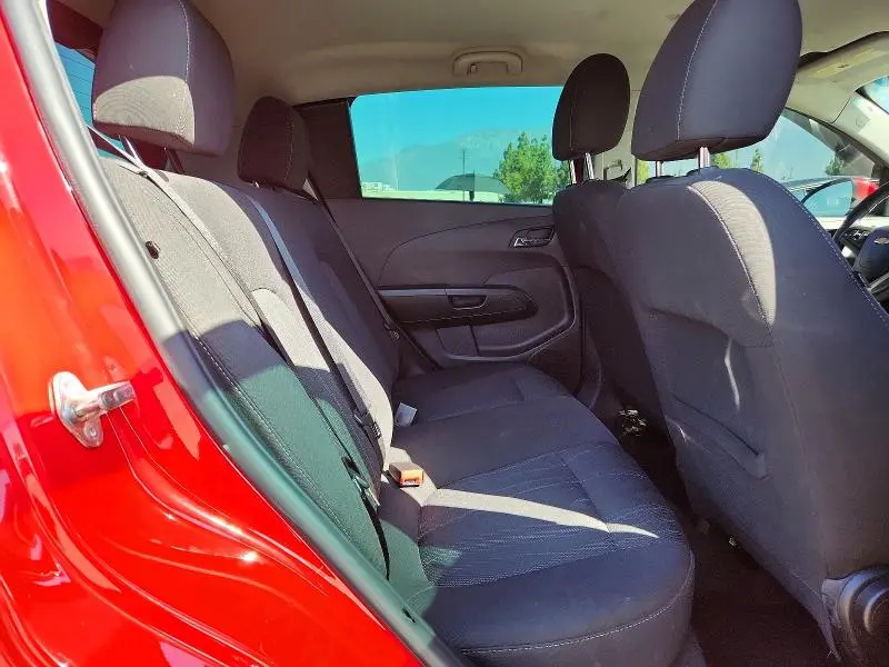 2013 CHEVROLET SONIC LT  