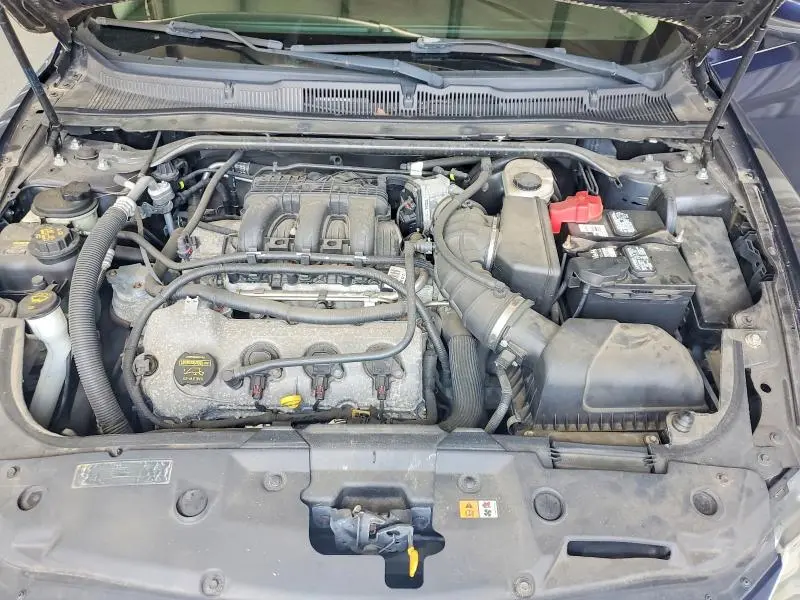 2011 FORD TAURUS SEL  