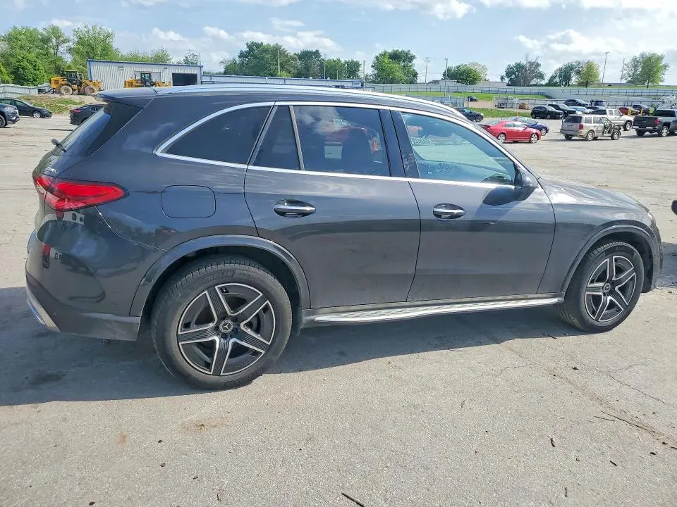 2025 MERCEDES-BENZ GLC 300 4MATIC  