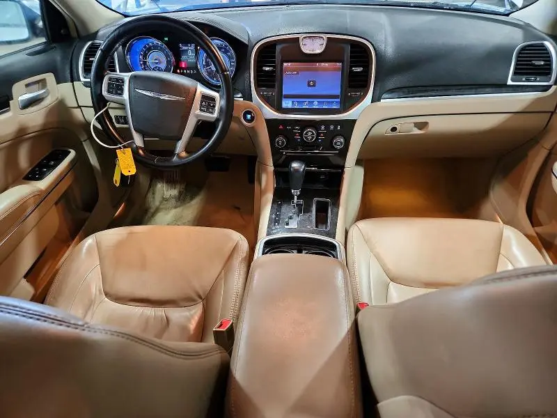 2011 CHRYSLER 300 LIMITED  