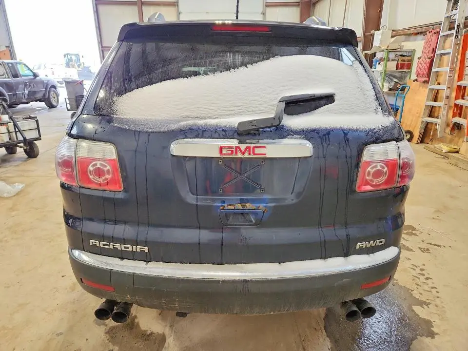 2011 GMC ACADIA   