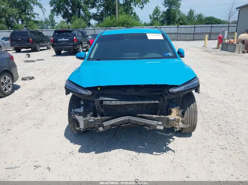 2022 HYUNDAI KONA SE