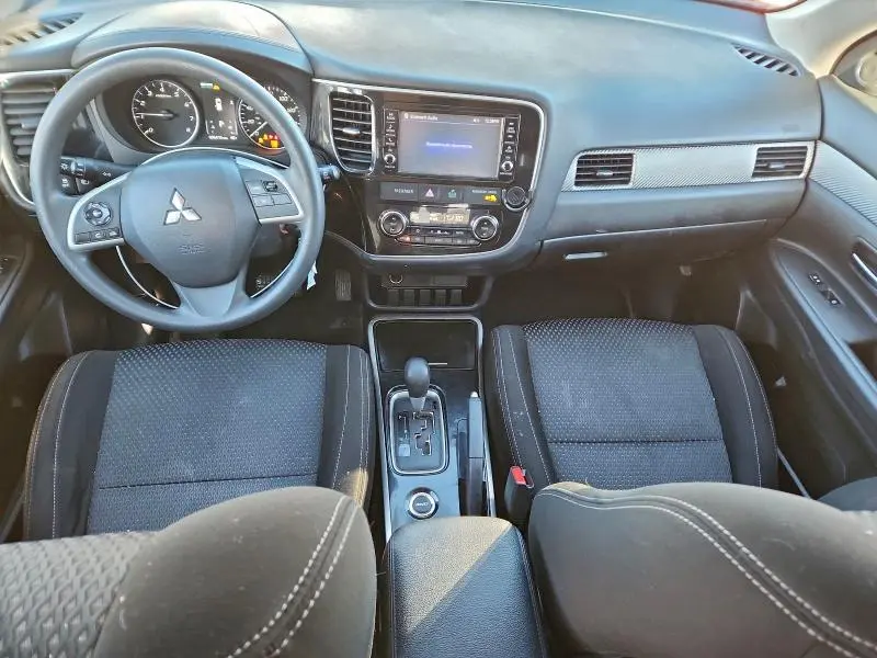 2018 MITSUBISHI OUTLANDER SE  