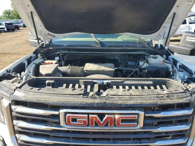 2025 GMC SIERRA K2500 SLE  