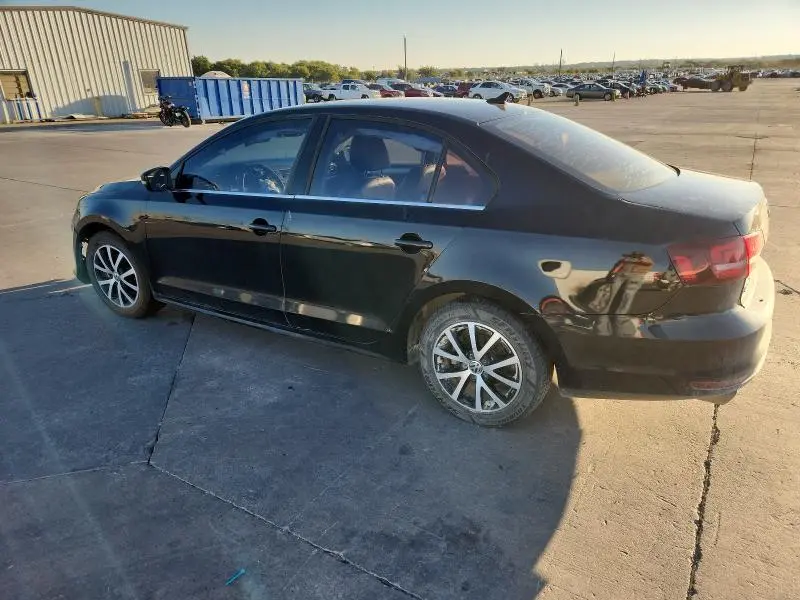 2017 VOLKSWAGEN JETTA SE  