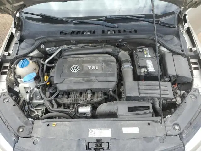 2015 VOLKSWAGEN JETTA SE  