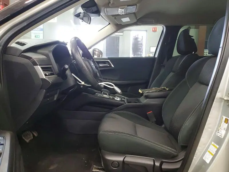 2022 MITSUBISHI OUTLANDER ES  