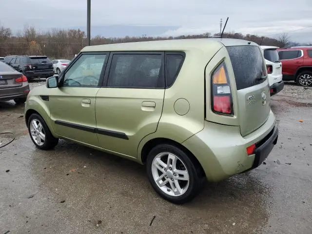 2010 KIA SOUL +  