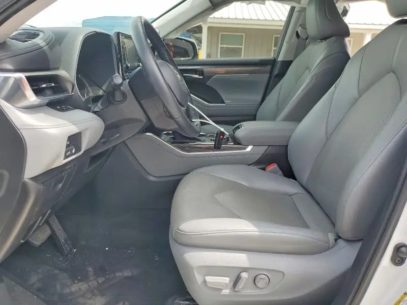 2022 TOYOTA HIGHLANDER LIMITED  